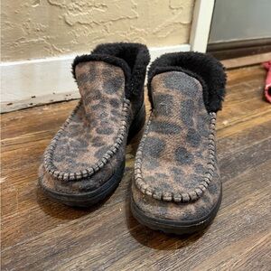 Hey Dude Women's Leopard Print Moccasins
